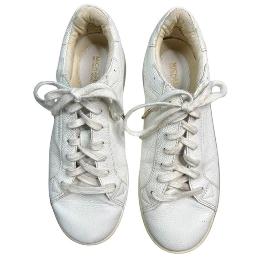 Michael Kors White Pebbled Leather Low Top Sneakers Womens 6.5M MK Logo